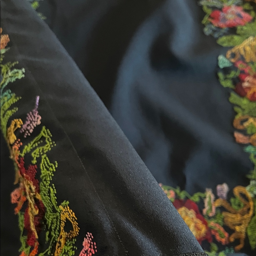 Hand stitched garden Thoub Multicolor - Picture 4 of 10